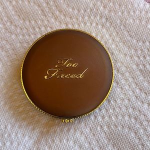 Too Faced bronzer Chocolate Soleil barley used
